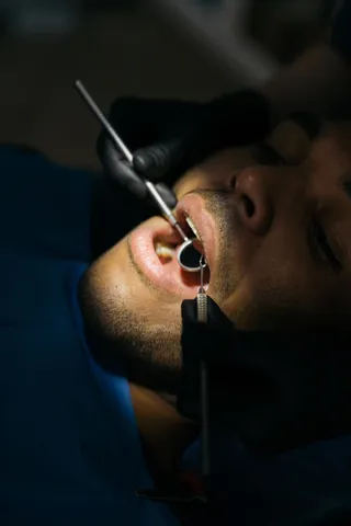Restauração (Dor de Dente)